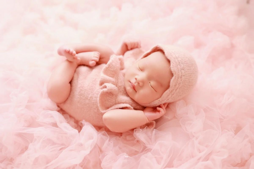 来宾宝宝身体发烫 来宾宝宝身体发烫