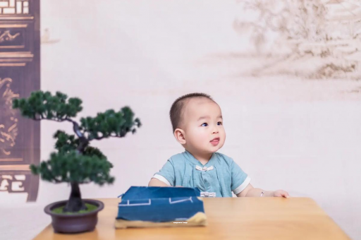 来宾宝宝不长肉要换奶粉吗